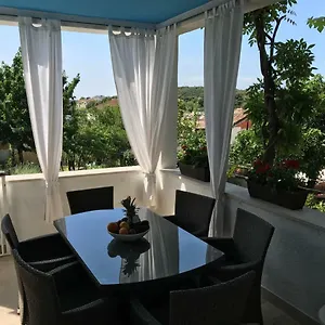 Bellavita Apartment